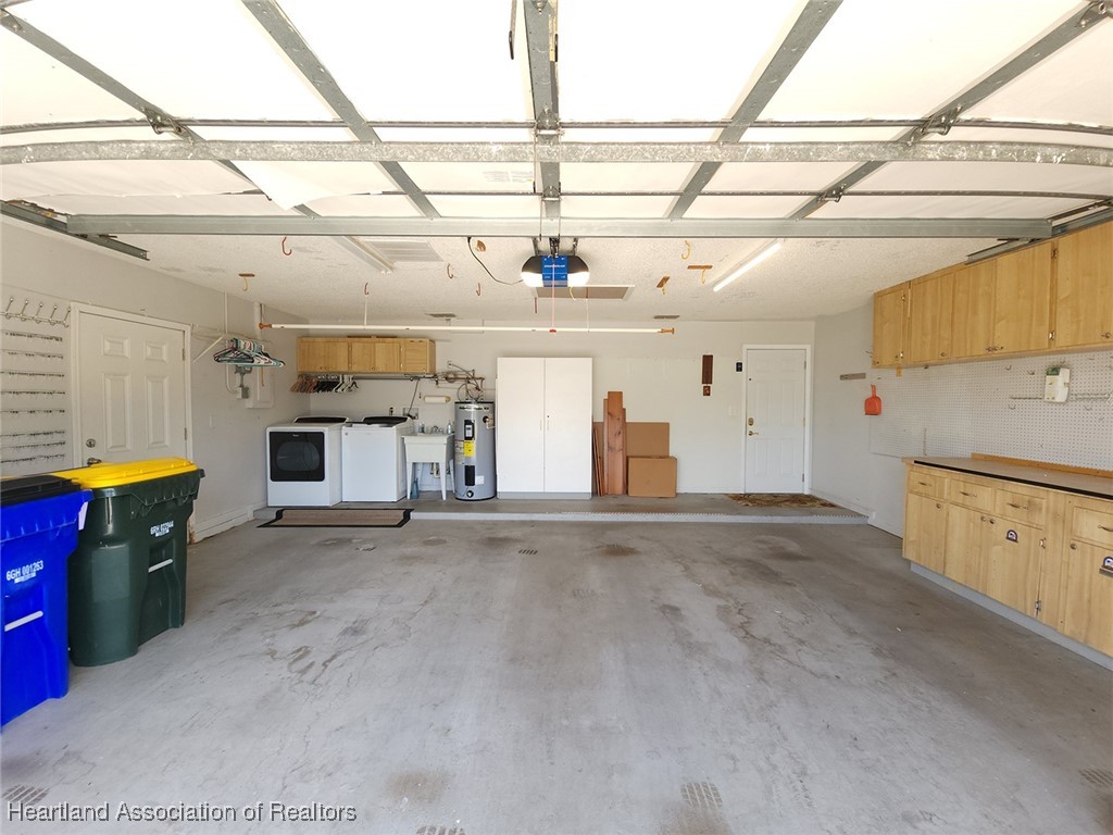 Sebring, Florida 33872, United States, 3 Bedrooms Bedrooms, ,2 BathroomsBathrooms,Residential,Active,33156