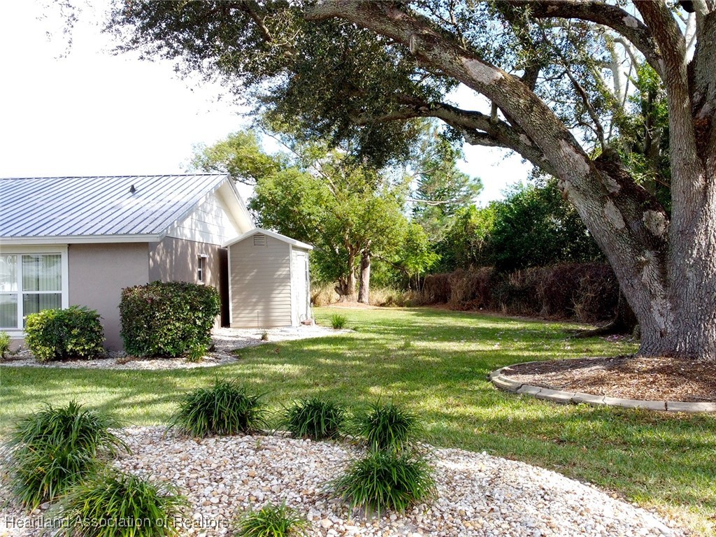 Sebring, Florida 33872, United States, 3 Bedrooms Bedrooms, ,2 BathroomsBathrooms,Residential,Active,33156