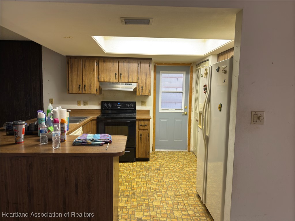 Sebring, Florida 33876, United States, 2 Bedrooms Bedrooms, ,2 BathroomsBathrooms,Residential,Contingent,20440