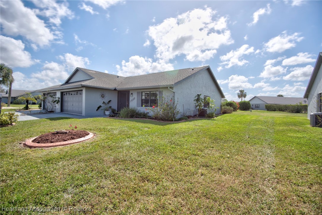 Avon Park, Florida 33825, United States, 2 Bedrooms Bedrooms, ,2 BathroomsBathrooms,Residential,Pending,37395