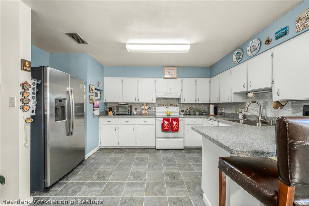 Sebring, Florida 33876, United States, 2 Bedrooms Bedrooms, ,2 BathroomsBathrooms,Residential,Active,56773