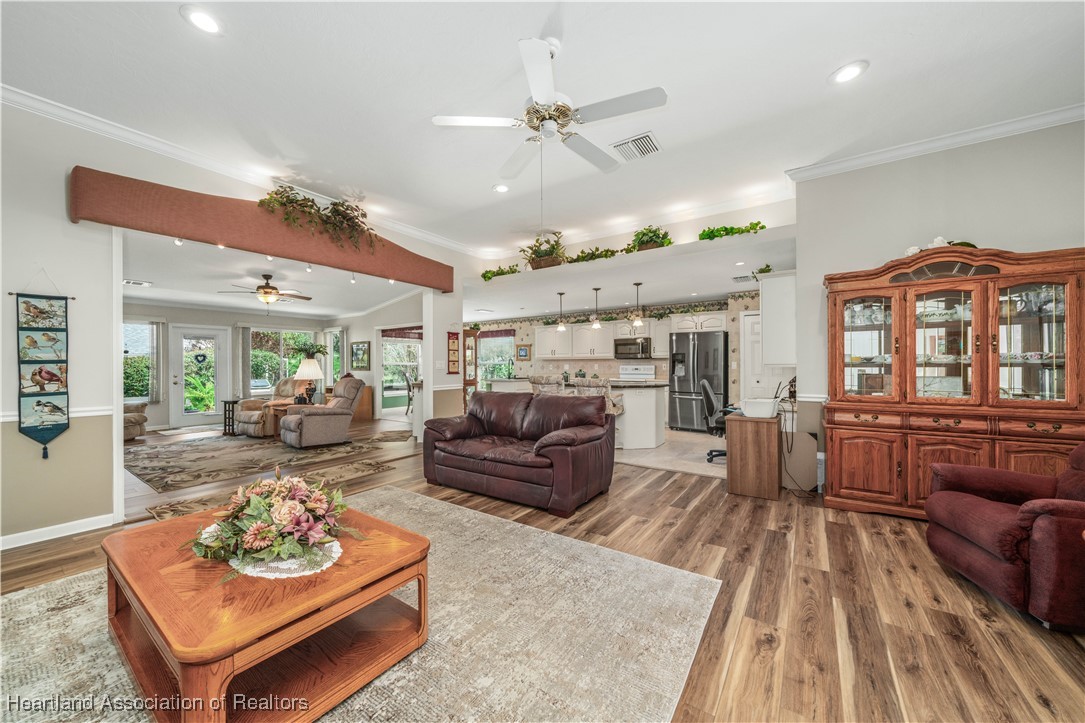 Avon Park, Florida 33825, United States, 3 Bedrooms Bedrooms, ,2 BathroomsBathrooms,Residential,Active,37872