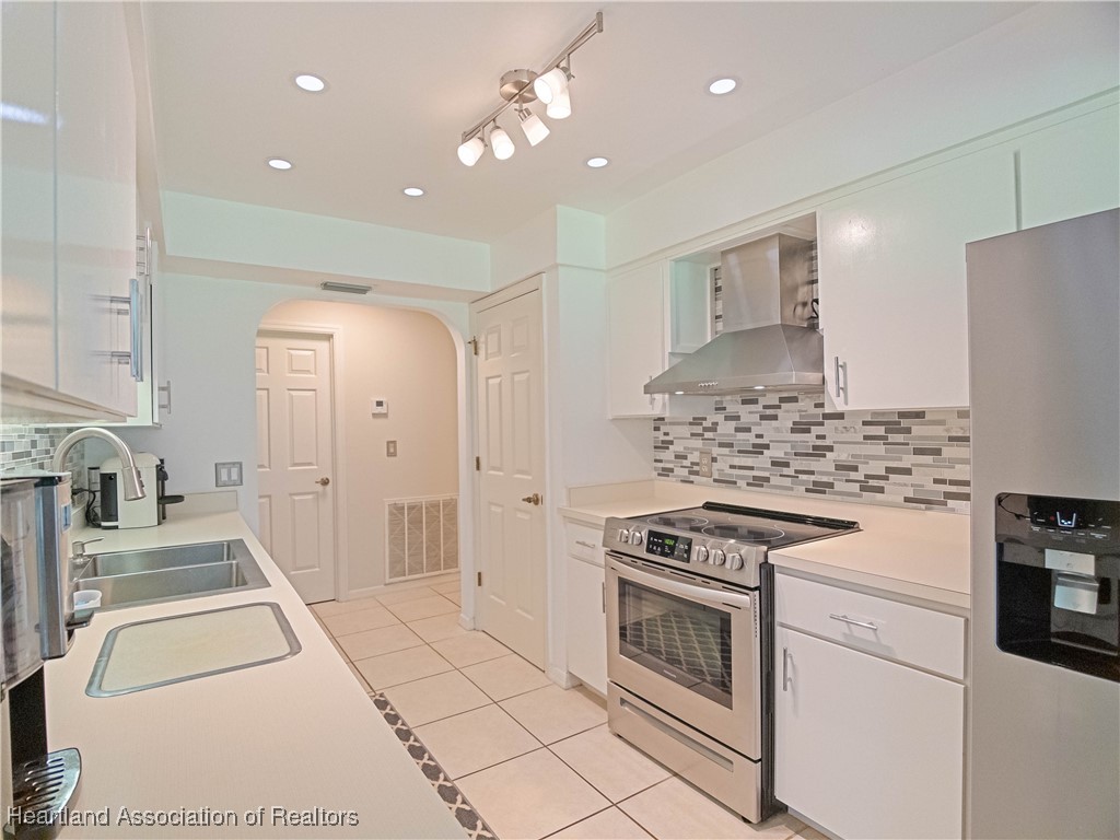 Sebring, Florida 33872, United States, 3 Bedrooms Bedrooms, ,2 BathroomsBathrooms,Residential,Active,164924