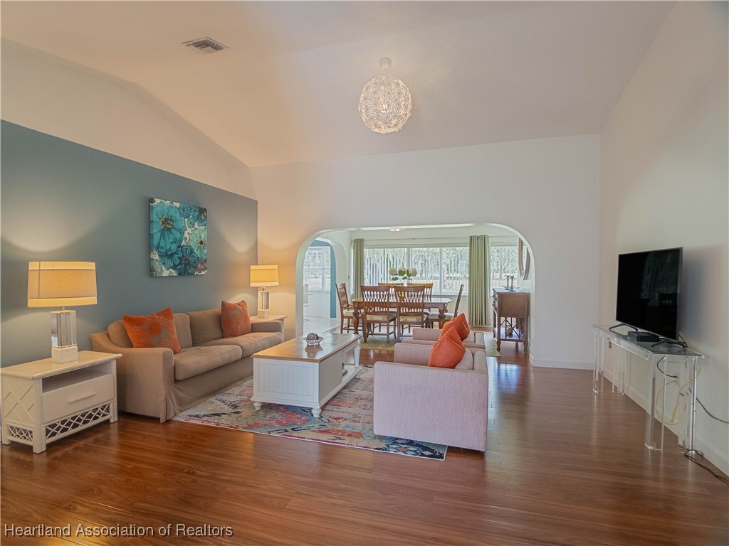 Sebring, Florida 33872, United States, 3 Bedrooms Bedrooms, ,2 BathroomsBathrooms,Residential,Active,164924