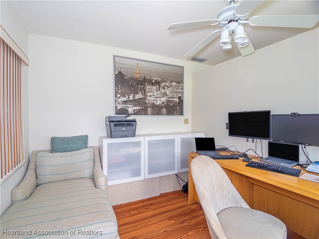 Sebring, Florida 33872, United States, 3 Bedrooms Bedrooms, ,2 BathroomsBathrooms,Residential,Active,164924