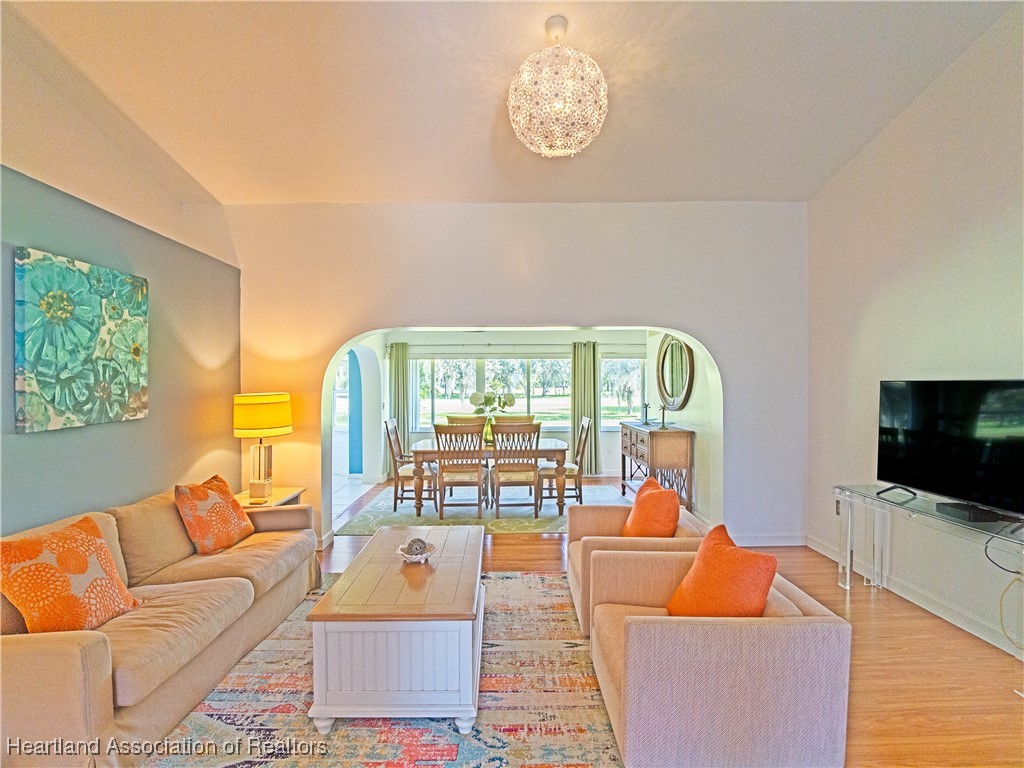 Sebring, Florida 33872, United States, 3 Bedrooms Bedrooms, ,2 BathroomsBathrooms,Residential,Active,164924