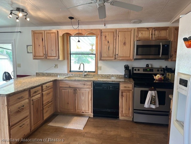 Avon Park, Florida 33825, United States, 3 Bedrooms Bedrooms, ,2 BathroomsBathrooms,Residential,Active,103909