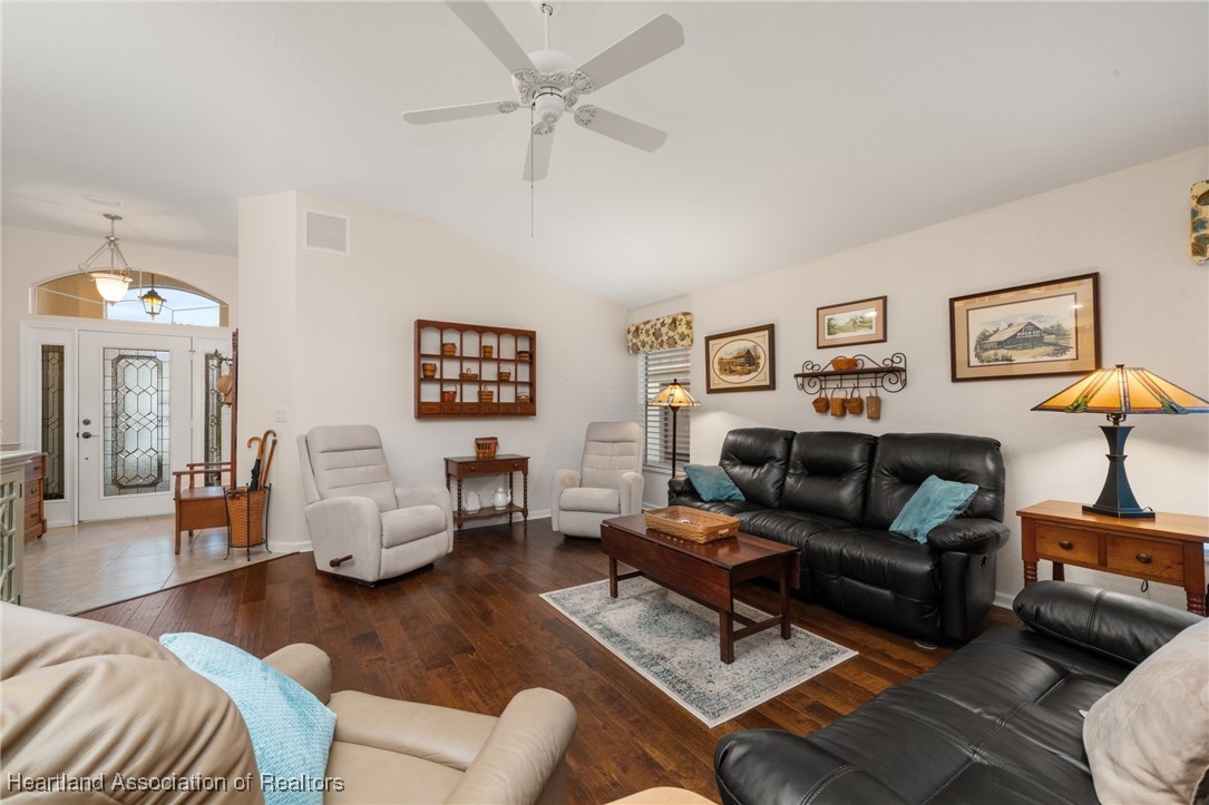 Avon Park, Florida 33825, United States, 3 Bedrooms Bedrooms, ,2 BathroomsBathrooms,Residential,Active,171979