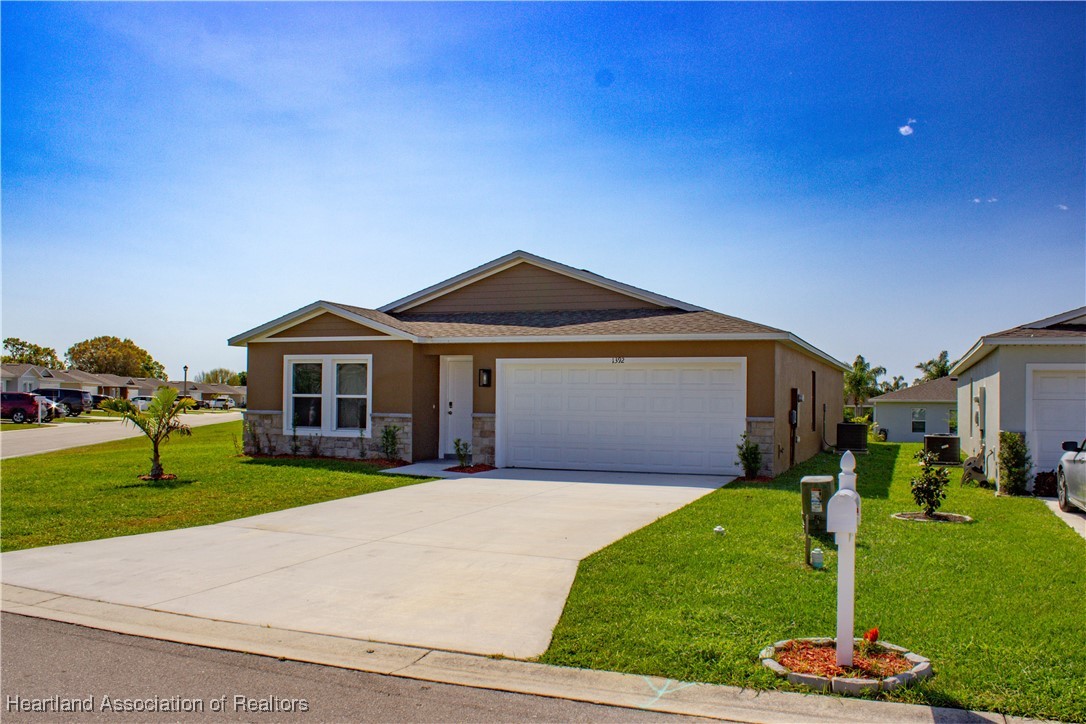 Sebring, Florida 33870, United States, 4 Bedrooms Bedrooms, ,2 BathroomsBathrooms,Residential,Active,87430