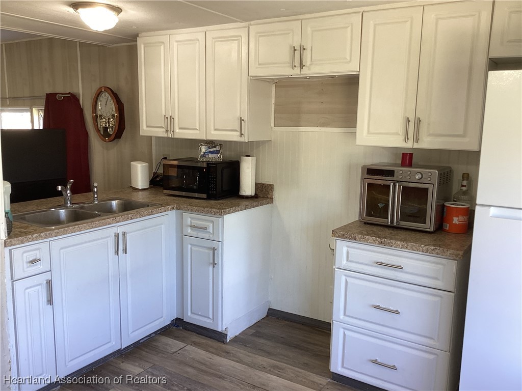 Sebring, Florida 33872, United States, 1 Bedroom Bedrooms, ,1 BathroomBathrooms,Residential,Pending,85109