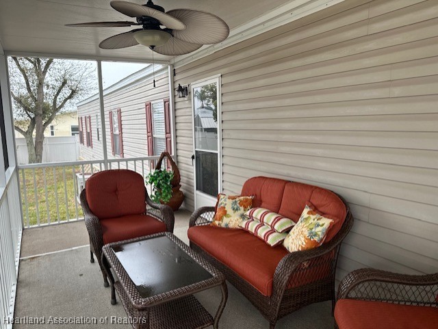 Sebring, Florida 33872, United States, 3 Bedrooms Bedrooms, ,2 BathroomsBathrooms,Residential,Contingent,99871