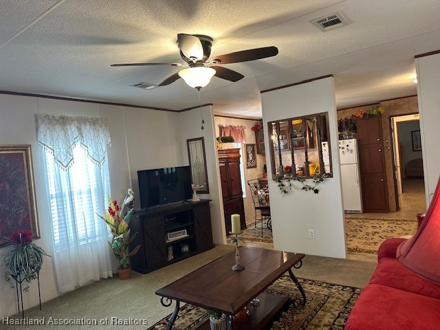 Sebring, Florida 33872, United States, 3 Bedrooms Bedrooms, ,2 BathroomsBathrooms,Residential,Contingent,99871