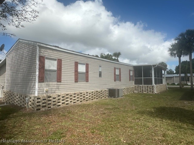 Sebring, Florida 33872, United States, 3 Bedrooms Bedrooms, ,2 BathroomsBathrooms,Residential,Contingent,99871