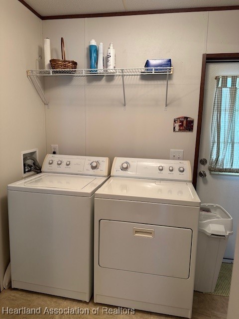 Sebring, Florida 33872, United States, 3 Bedrooms Bedrooms, ,2 BathroomsBathrooms,Residential,Contingent,99871