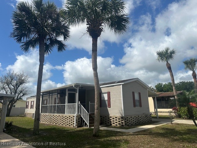 Sebring, Florida 33872, United States, 3 Bedrooms Bedrooms, ,2 BathroomsBathrooms,Residential,Contingent,99871