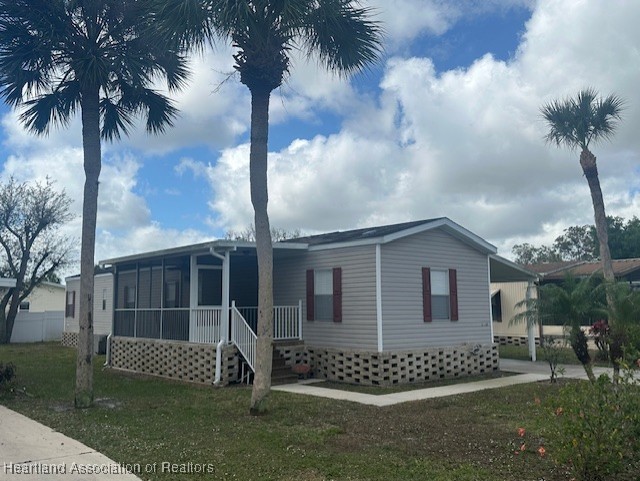 Sebring, Florida 33872, United States, 3 Bedrooms Bedrooms, ,2 BathroomsBathrooms,Residential,Contingent,99871