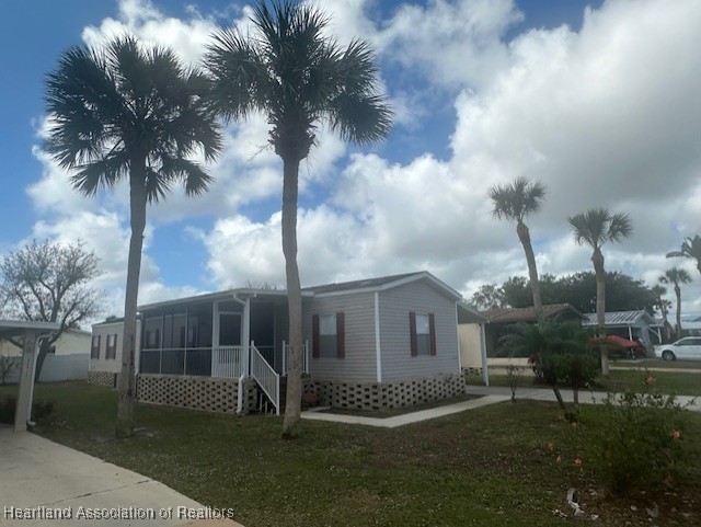 Sebring, Florida 33872, United States, 3 Bedrooms Bedrooms, ,2 BathroomsBathrooms,Residential,Contingent,99871
