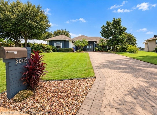 3005 CEDORA TER, SEBRING, FL 33870 - Image 2c5ed0724bbc2e70b96a975d89b64d42/3227440046