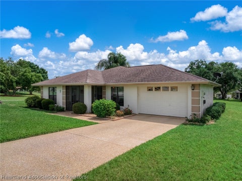 Featured picture for the property 324416