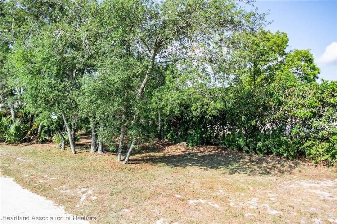 Sebring, Florida 33872, United States, 2 Bedrooms Bedrooms, ,2 BathroomsBathrooms,Residential,Contingent,117029