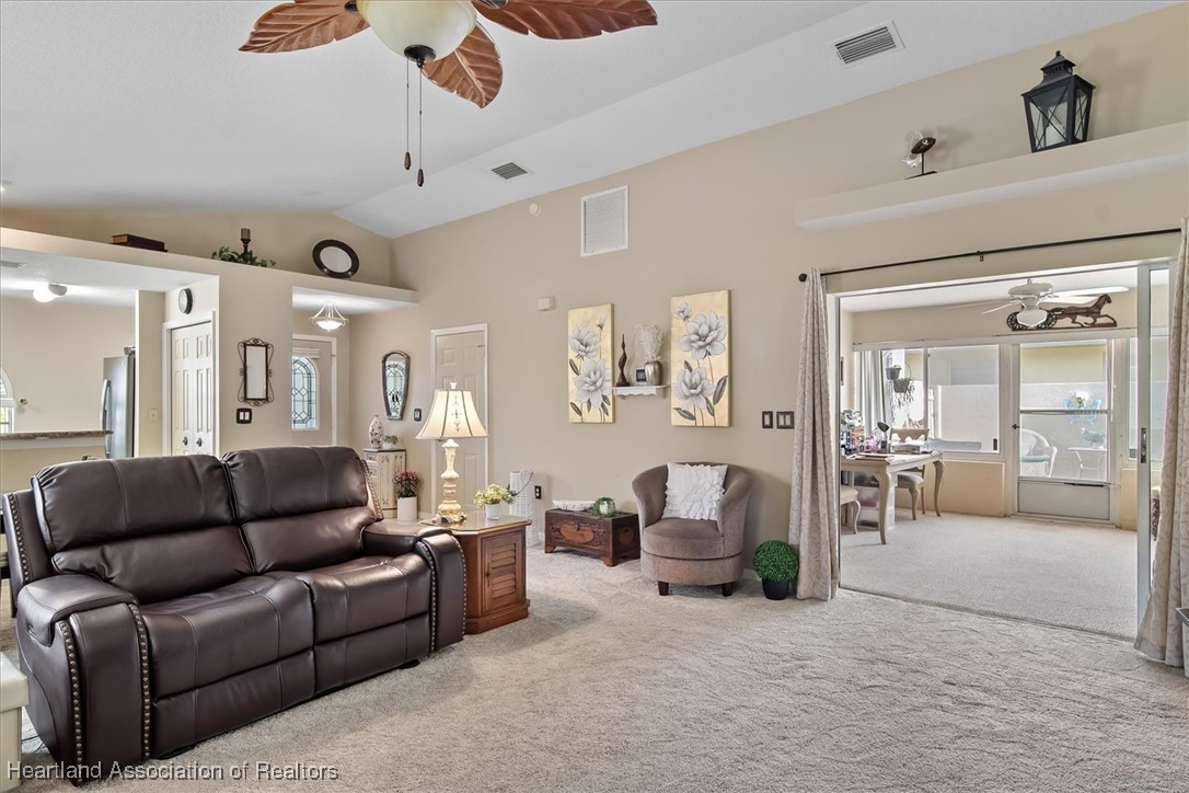 Sebring, Florida 33872, United States, 2 Bedrooms Bedrooms, ,2 BathroomsBathrooms,Residential,Contingent,117029