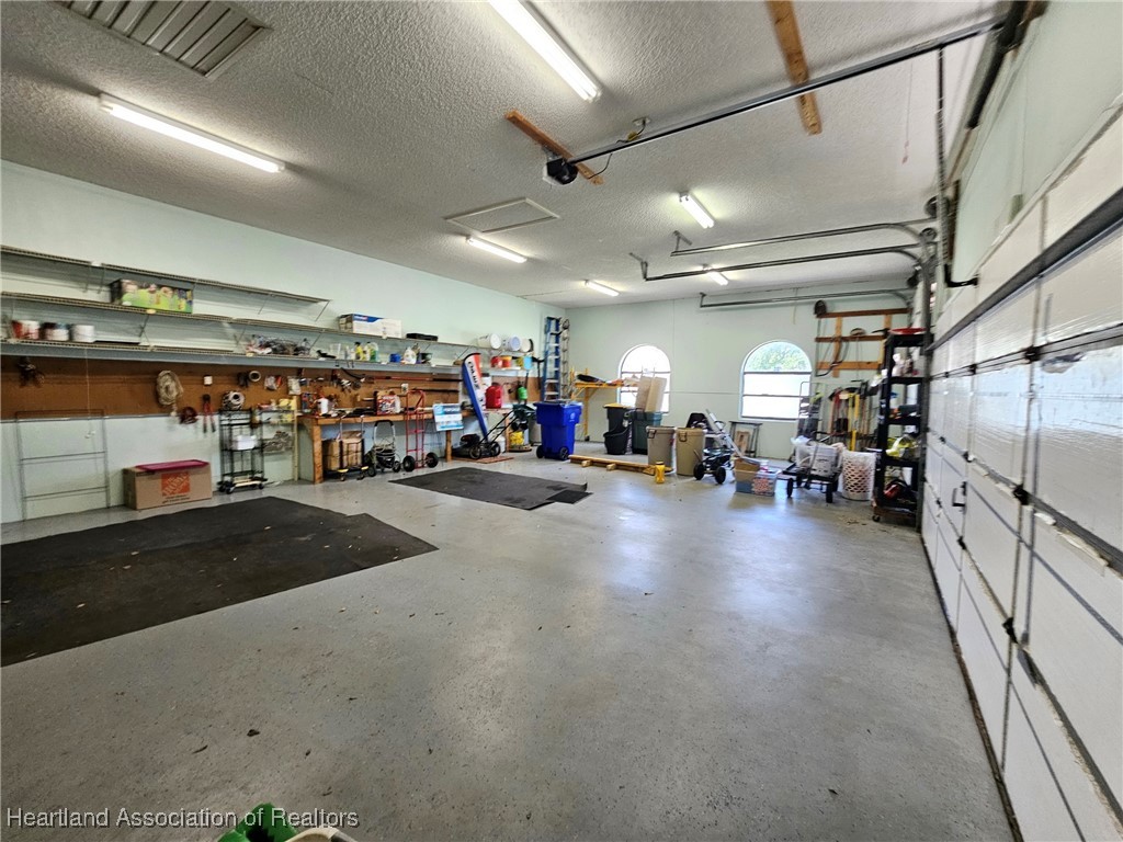 Avon Park, Florida 33825, United States, 3 Bedrooms Bedrooms, ,3 BathroomsBathrooms,Residential,Active,116818