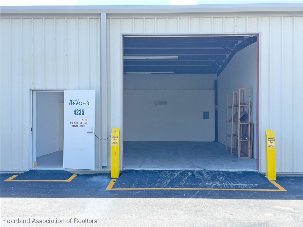 Sebring, Florida 33870, United States, ,7 BathroomsBathrooms,Residential,Active,102884