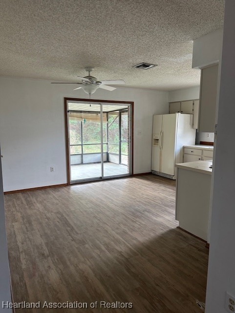 Avon Park, Florida 33825, United States, 2 Bedrooms Bedrooms, ,2 BathroomsBathrooms,Residential,Contingent,20051