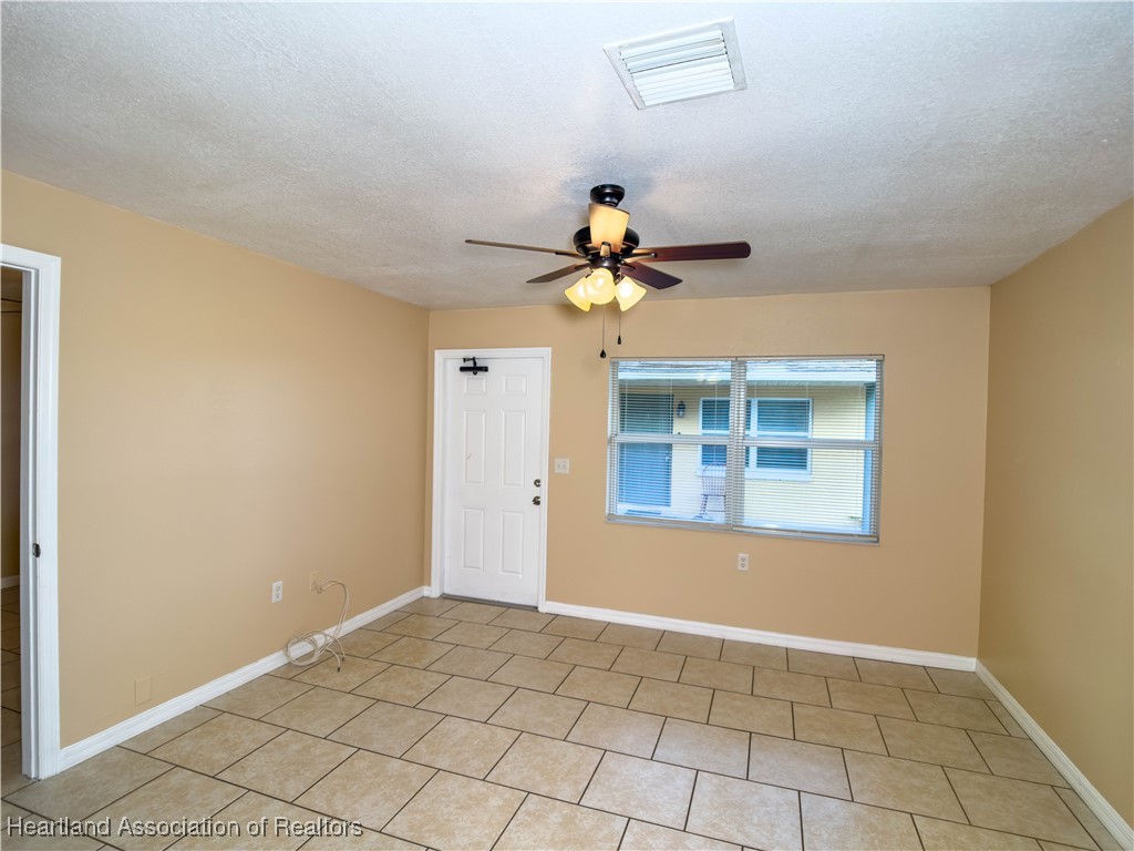 Sebring, Florida 33870, United States, 1 Bedroom Bedrooms, ,1 BathroomBathrooms,Residential,Active,227896