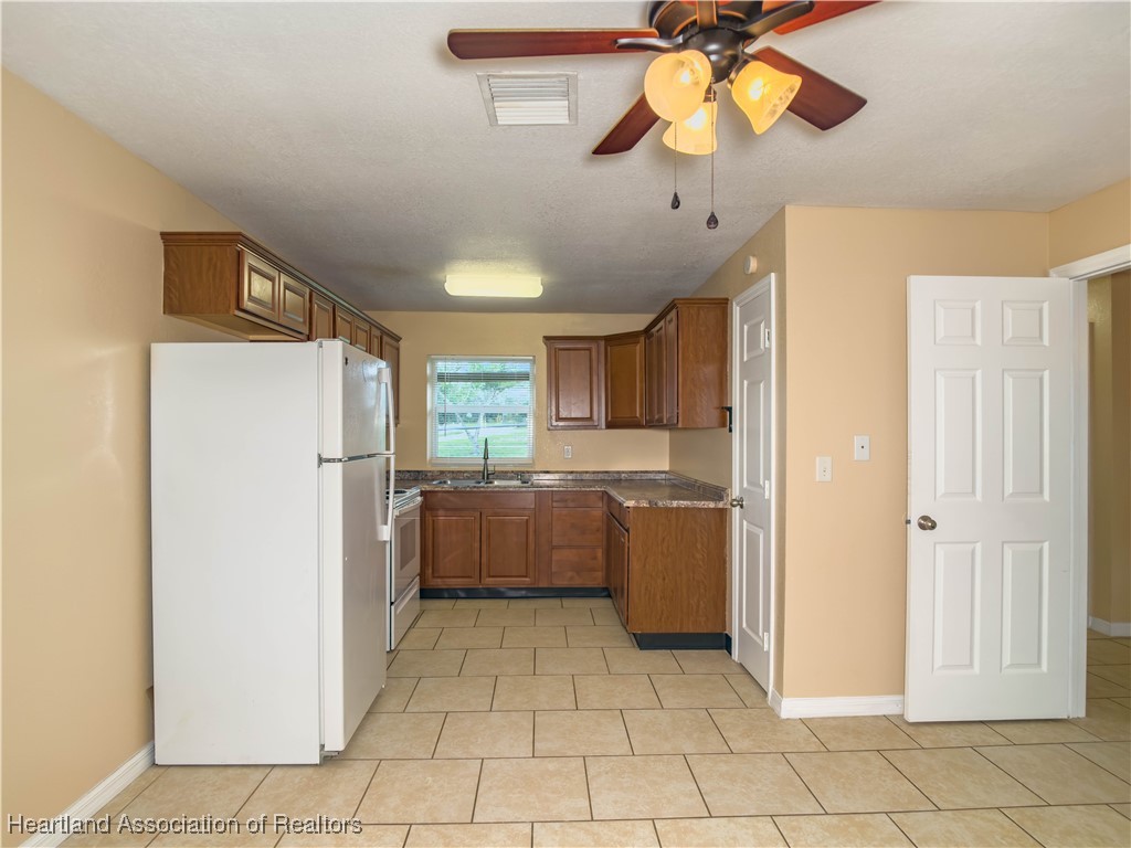 Sebring, Florida 33870, United States, 1 Bedroom Bedrooms, ,1 BathroomBathrooms,Residential,Active,227896