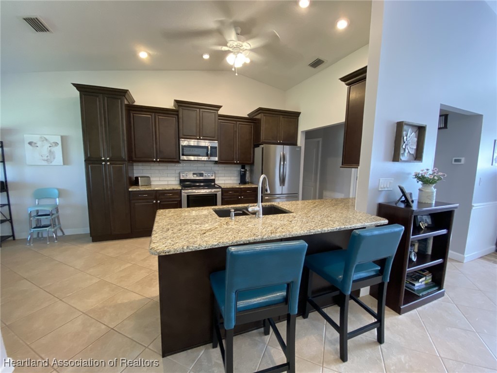 Sebring, Florida 33875, United States, 3 Bedrooms Bedrooms, ,2 BathroomsBathrooms,Residential,Active,249512