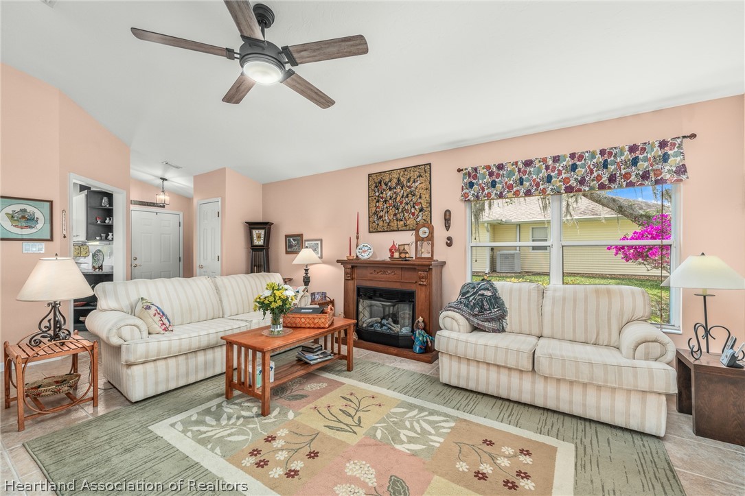 Avon Park, Florida 33825, United States, 3 Bedrooms Bedrooms, ,2 BathroomsBathrooms,Residential,Active,60689