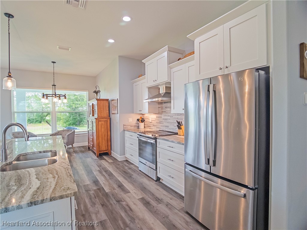 Sebring, Florida 33872, United States, 4 Bedrooms Bedrooms, ,3 BathroomsBathrooms,Residential,Active,137156