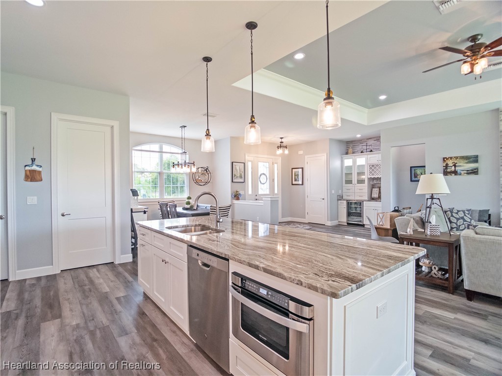 Sebring, Florida 33872, United States, 4 Bedrooms Bedrooms, ,3 BathroomsBathrooms,Residential,Active,137156