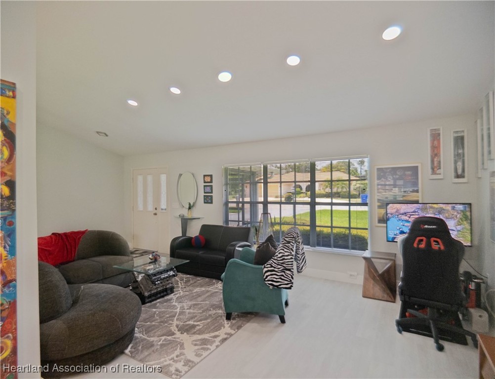 Sebring, Florida 33875, United States, 2 Bedrooms Bedrooms, ,2 BathroomsBathrooms,Residential,Active,151698