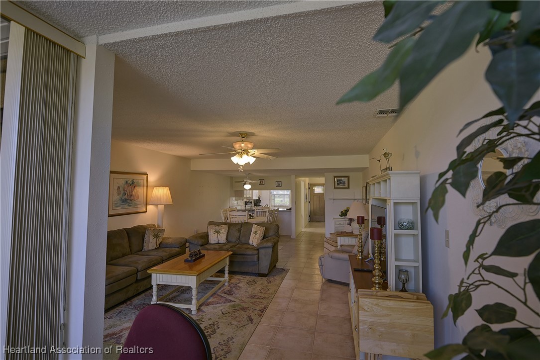 Sebring, Florida 33872, United States, 2 Bedrooms Bedrooms, ,3 BathroomsBathrooms,Residential,Active,227019