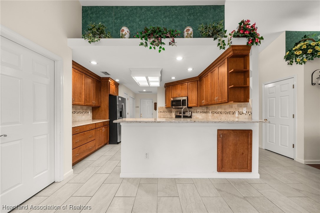 Avon Park, Florida 33825, United States, 2 Bedrooms Bedrooms, ,2 BathroomsBathrooms,Residential,Active,117528