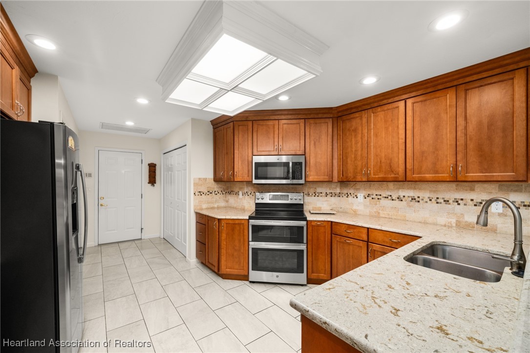 Avon Park, Florida 33825, United States, 2 Bedrooms Bedrooms, ,2 BathroomsBathrooms,Residential,Active,117528