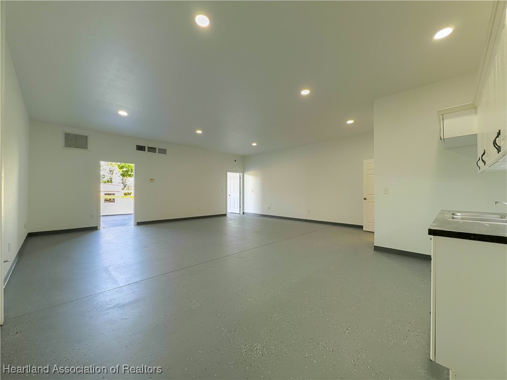 Sebring, Florida 33870, United States, ,1 BathroomBathrooms,Residential,Active,102887