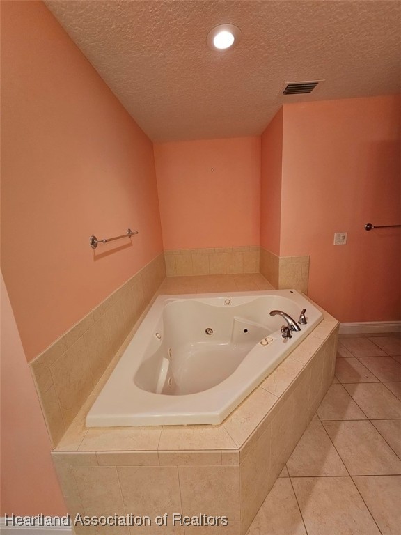 Sebring, Florida 33872, United States, 2 Bedrooms Bedrooms, ,2 BathroomsBathrooms,Residential,Active,213850