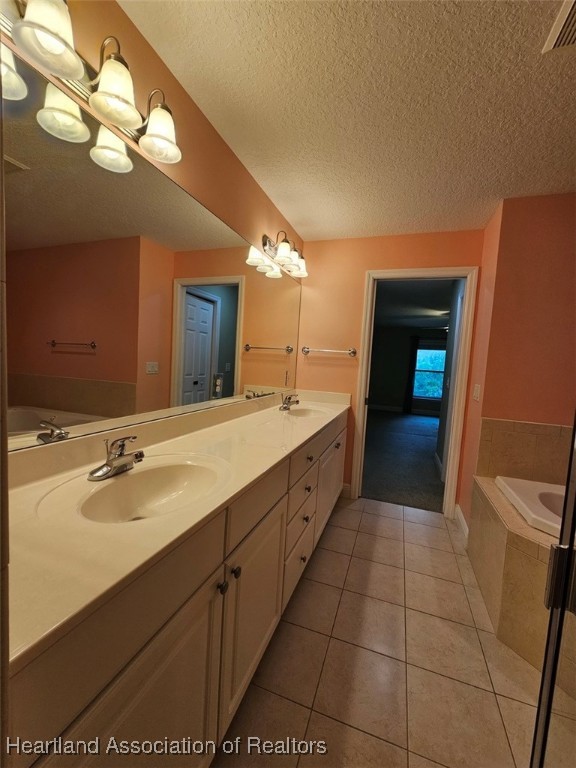 Sebring, Florida 33872, United States, 2 Bedrooms Bedrooms, ,2 BathroomsBathrooms,Residential,Active,213850