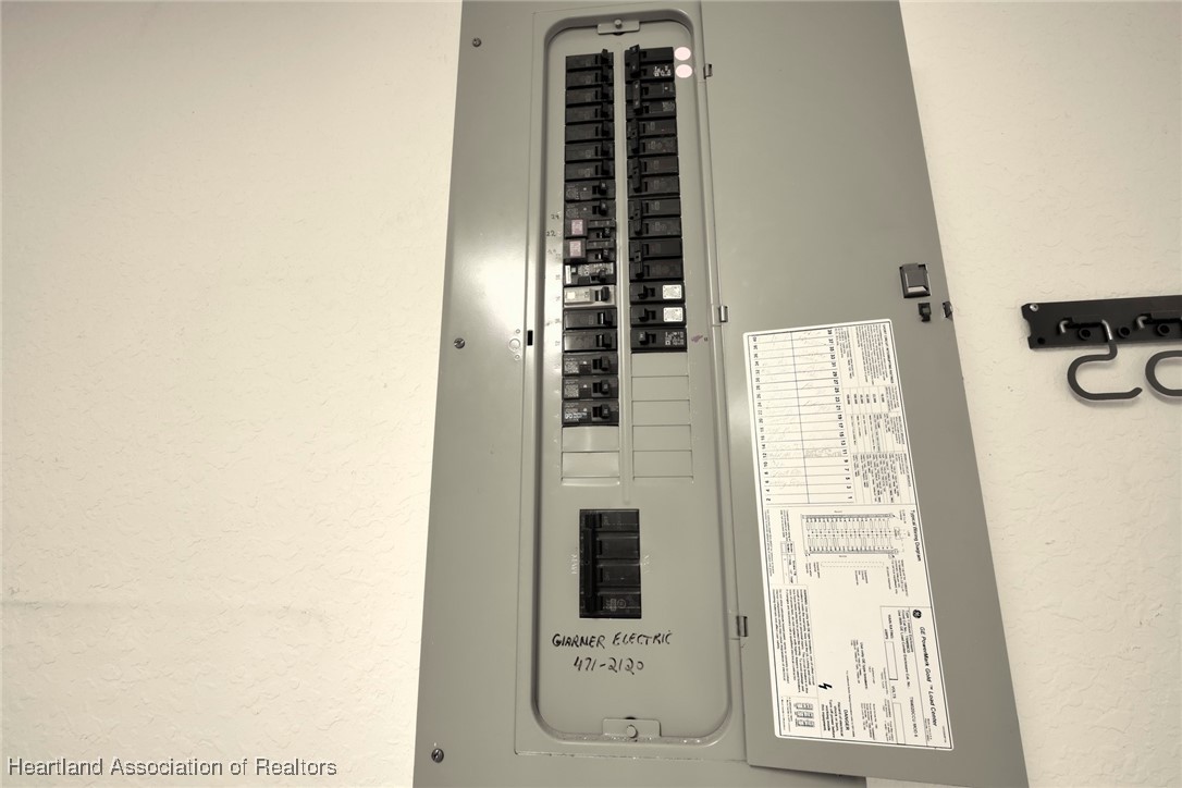 Sebring, Florida 33872, United States, 2 Bedrooms Bedrooms, ,2 BathroomsBathrooms,Residential,Active,213850