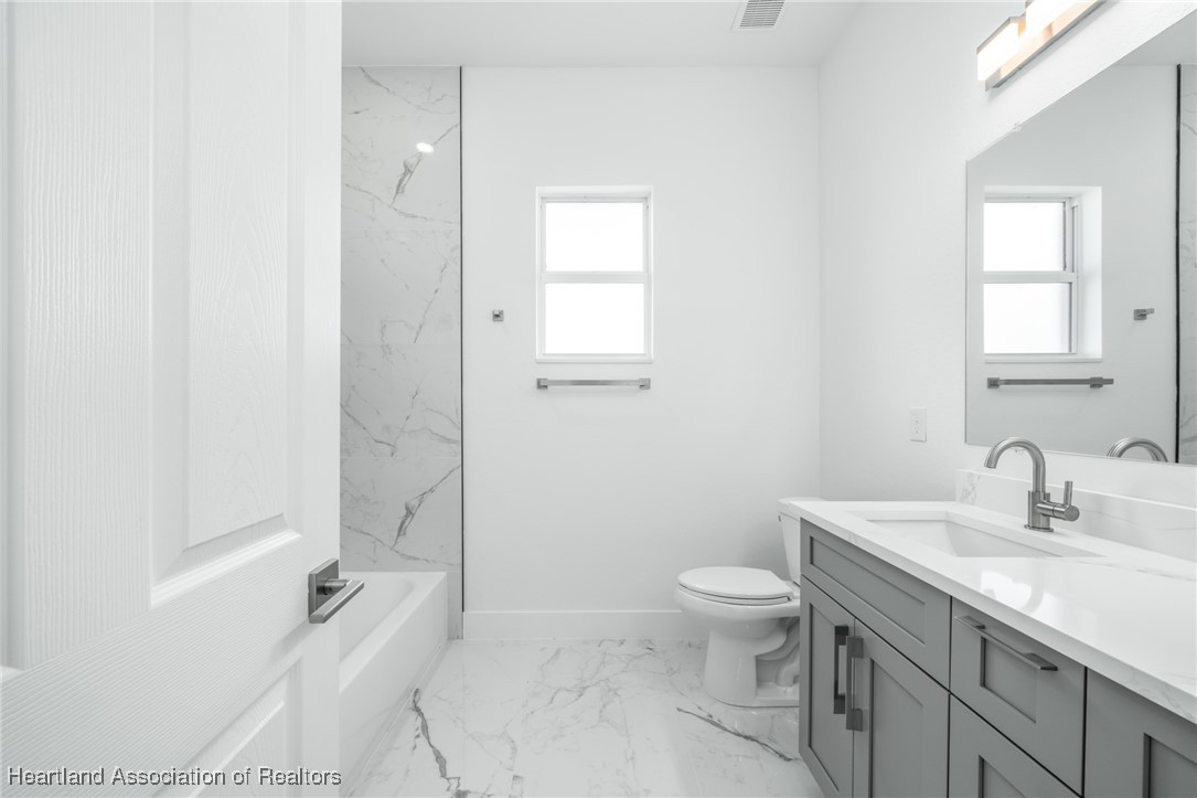 Sebring, Florida 33876, United States, 3 Bedrooms Bedrooms, ,3 BathroomsBathrooms,Residential,Active,96090