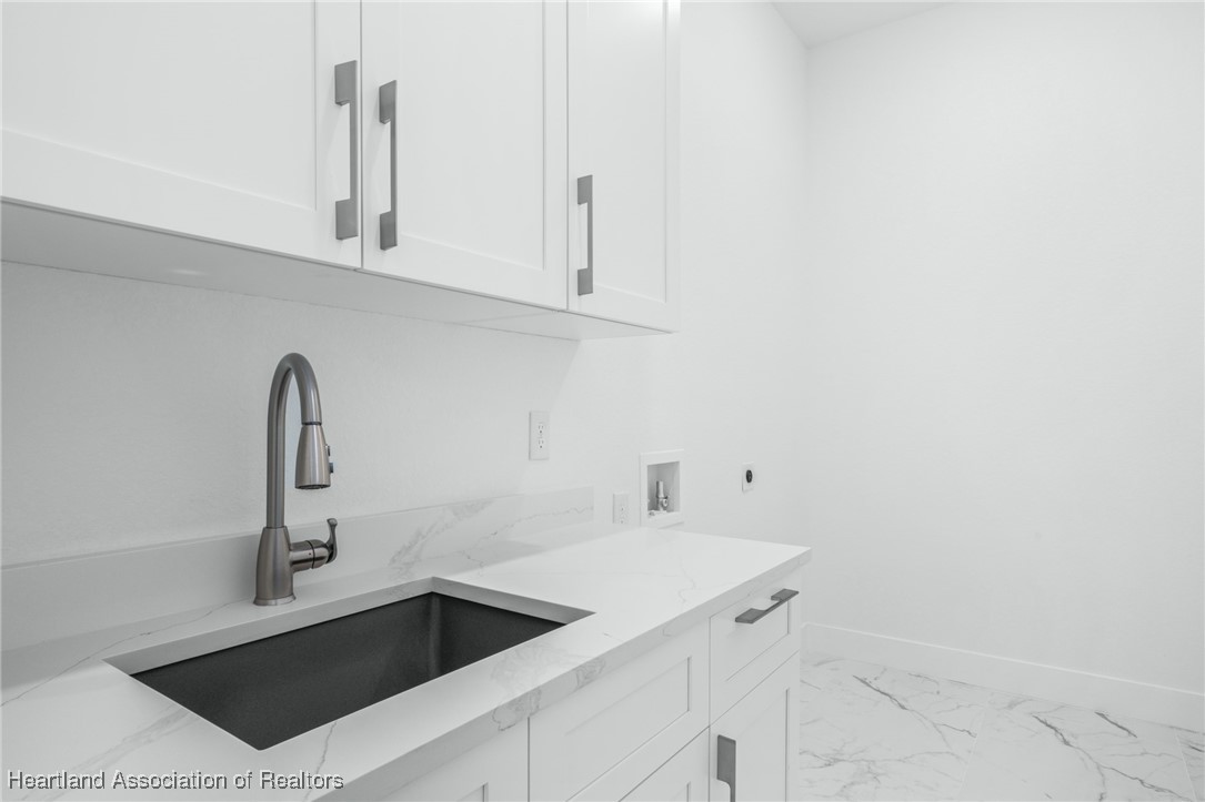 Sebring, Florida 33876, United States, 3 Bedrooms Bedrooms, ,3 BathroomsBathrooms,Residential,Active,96090