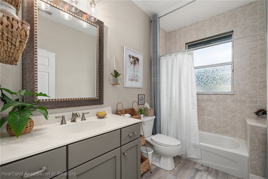 Sebring, Florida 33870, United States, 3 Bedrooms Bedrooms, ,3 BathroomsBathrooms,Residential,Active,257549