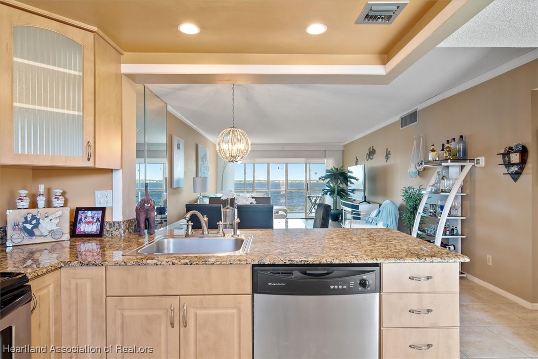 Sebring, Florida 33870, United States, 2 Bedrooms Bedrooms, ,2 BathroomsBathrooms,Residential,Active,82855