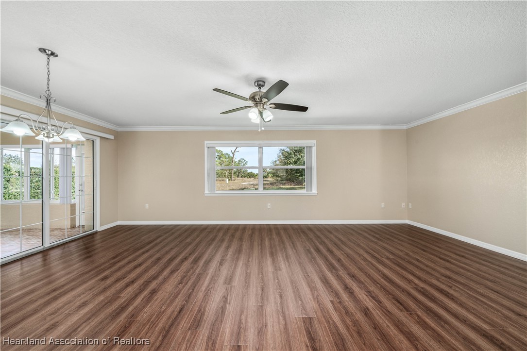 Sebring, Florida 33875, United States, 3 Bedrooms Bedrooms, ,2 BathroomsBathrooms,Residential,Contingent,14510