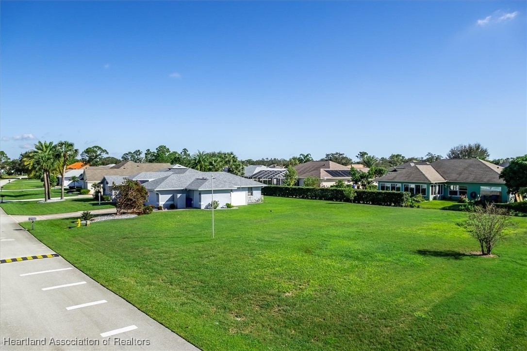 Sebring, Florida 33872, United States, 3 Bedrooms Bedrooms, ,2 BathroomsBathrooms,Residential,Contingent,19890