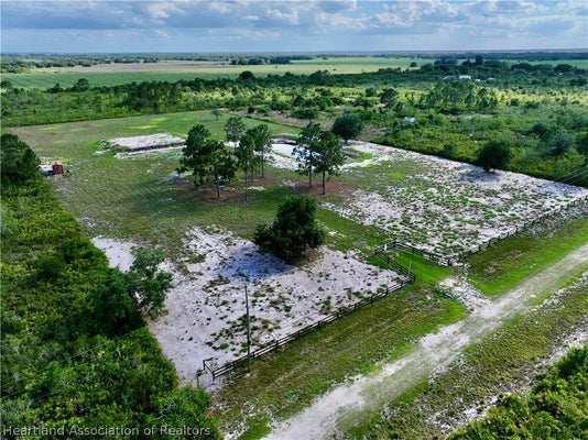2901 LARIAT DR, LORIDA, FL 33857 - Image bdeba7e94d237aff79fcbaf14eab907a/3122908070