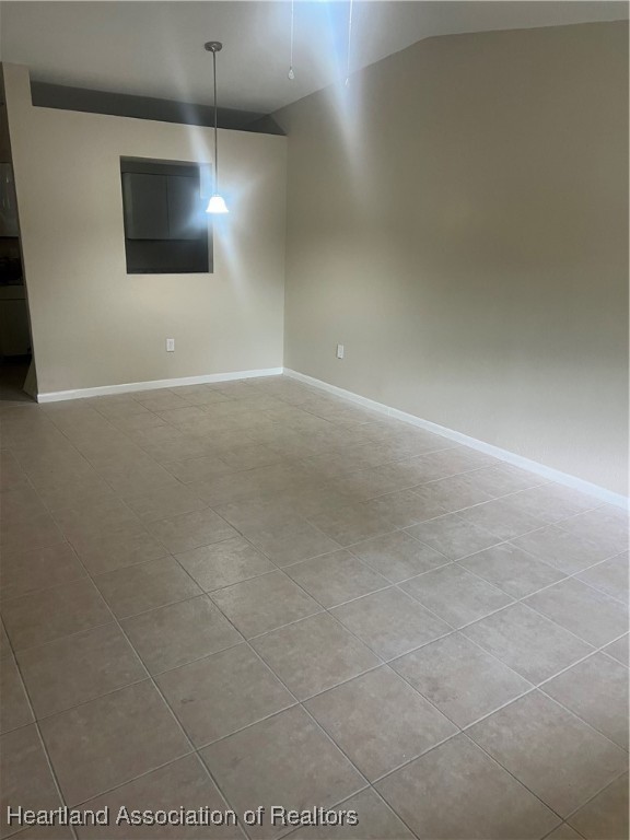 Sebring, Florida 33875, United States, 2 Bedrooms Bedrooms, ,2 BathroomsBathrooms,Residential,Active,83345